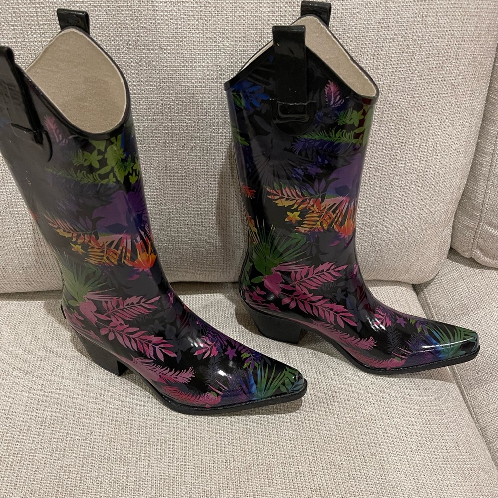 Beautiful colorful rain boots with western flair, never worn